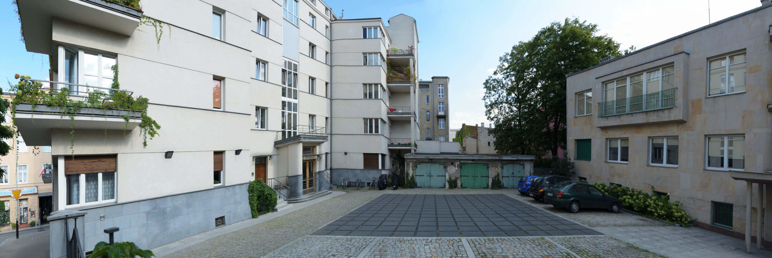 Biuro ARprojekt zielone podwórko Plac Komuny Paryskiej